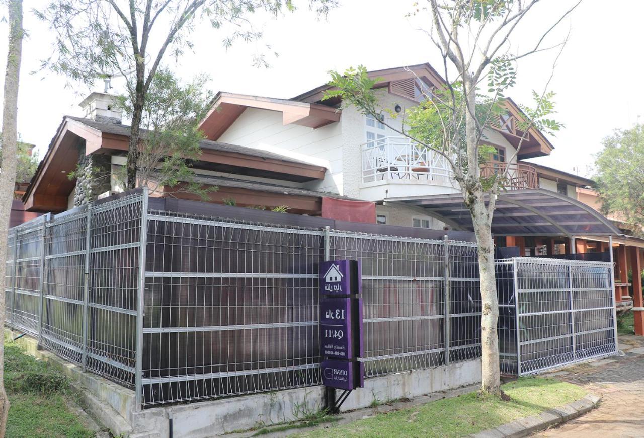 Diyar Villas Q4/11 Puncak Exterior foto